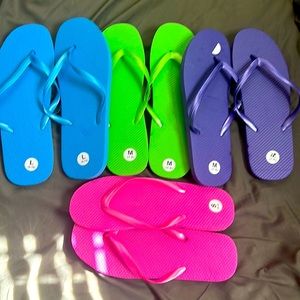 Flip-flops four pairs Multicolored all for pairs for one price